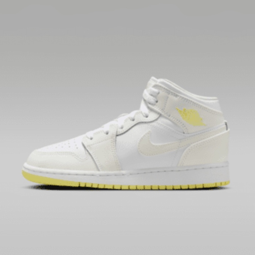 Nike Air Jordan Mid 1